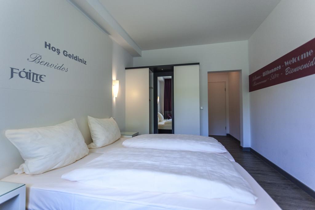 Hotel Fliegendes Klassenzimmer Bad Berleburg Extérieur photo