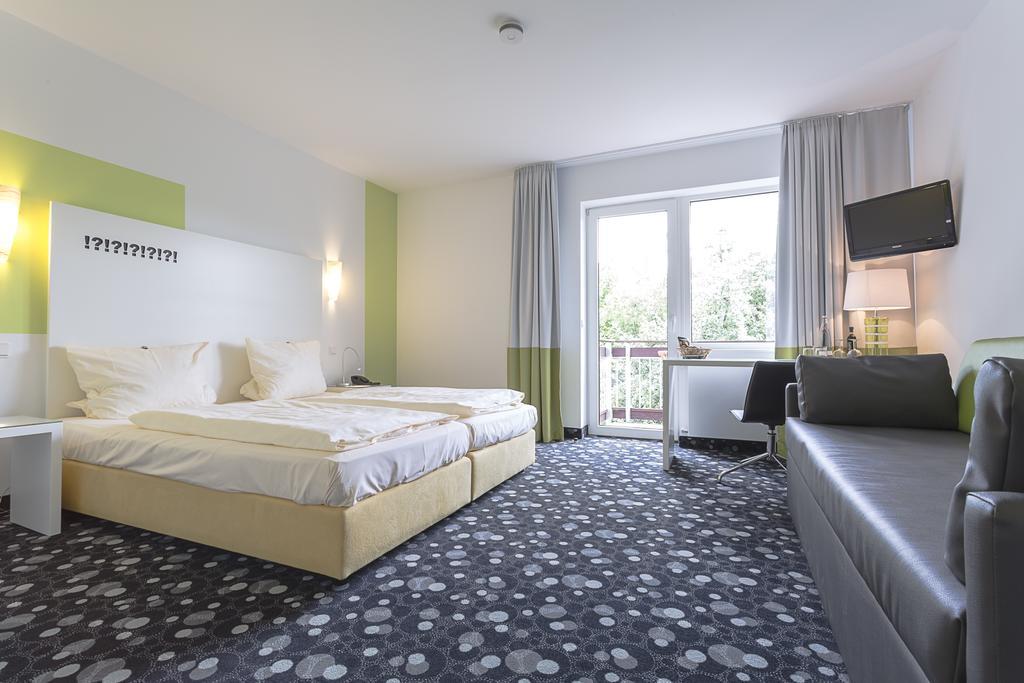 Hotel Fliegendes Klassenzimmer Bad Berleburg Extérieur photo