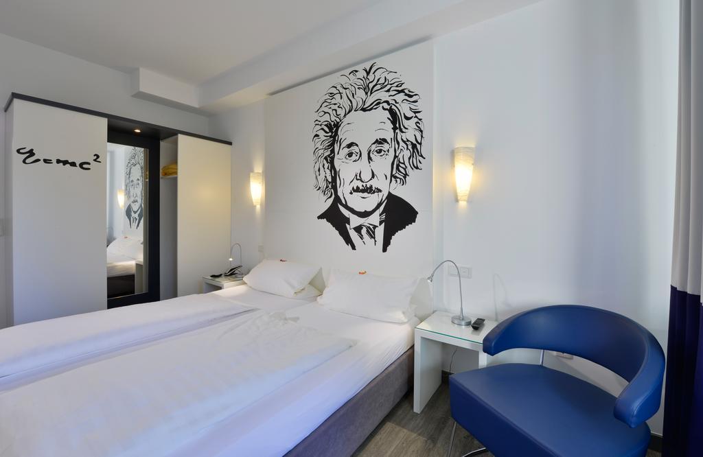 Hotel Fliegendes Klassenzimmer Bad Berleburg Extérieur photo